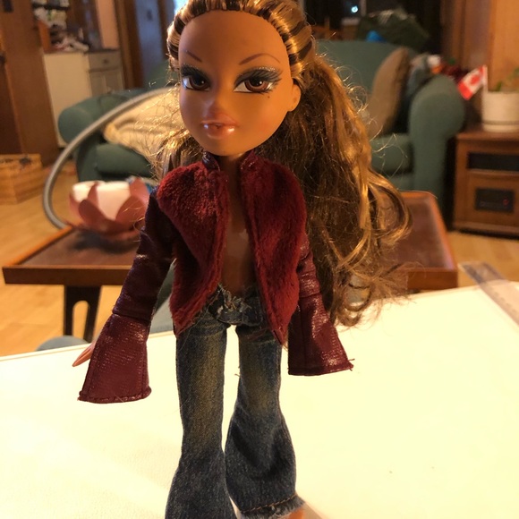Bratz Yasmin Doll 2001 MGA Jeans - Picture 7 of 8